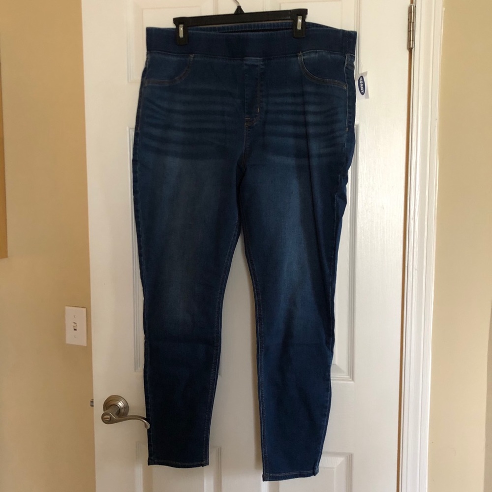 Old Navy Rockstar Skinny Jeggings 18